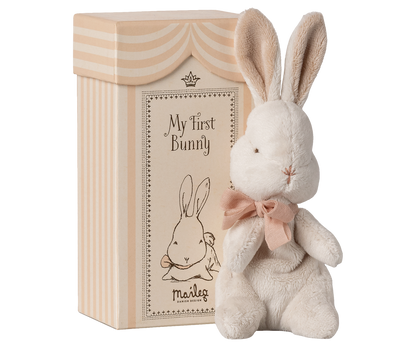 My first bunny - Powder