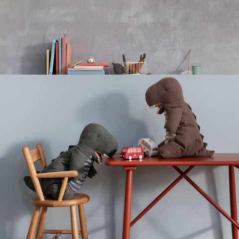 A MUST-HAVE - DINOSAURS
